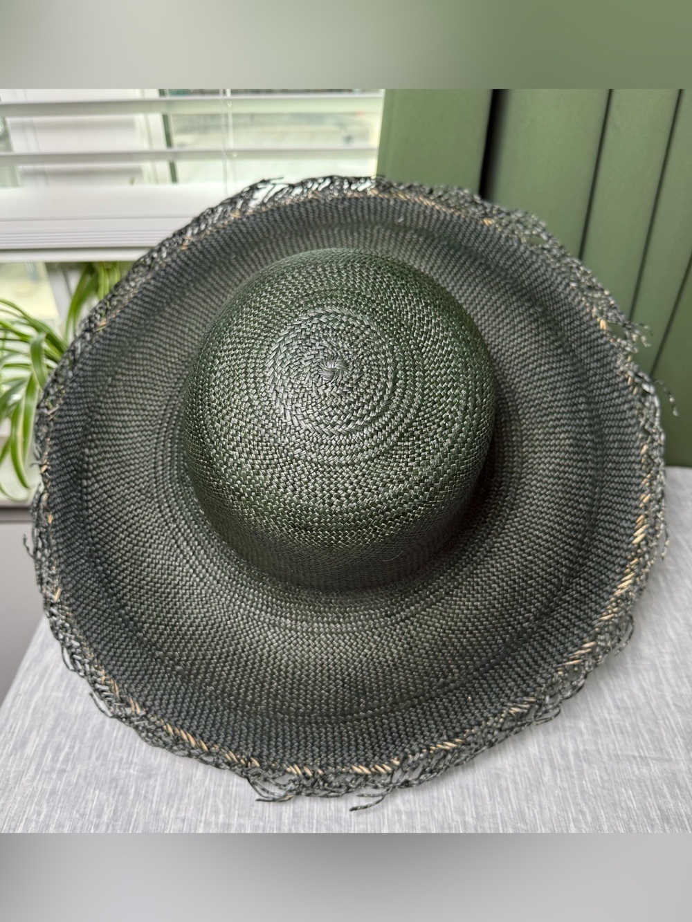 NWT Helen Kaminski Wide Brim Raffia Hat Dark Green Raw Edge 80s Deadstock - Picture 6 of 10